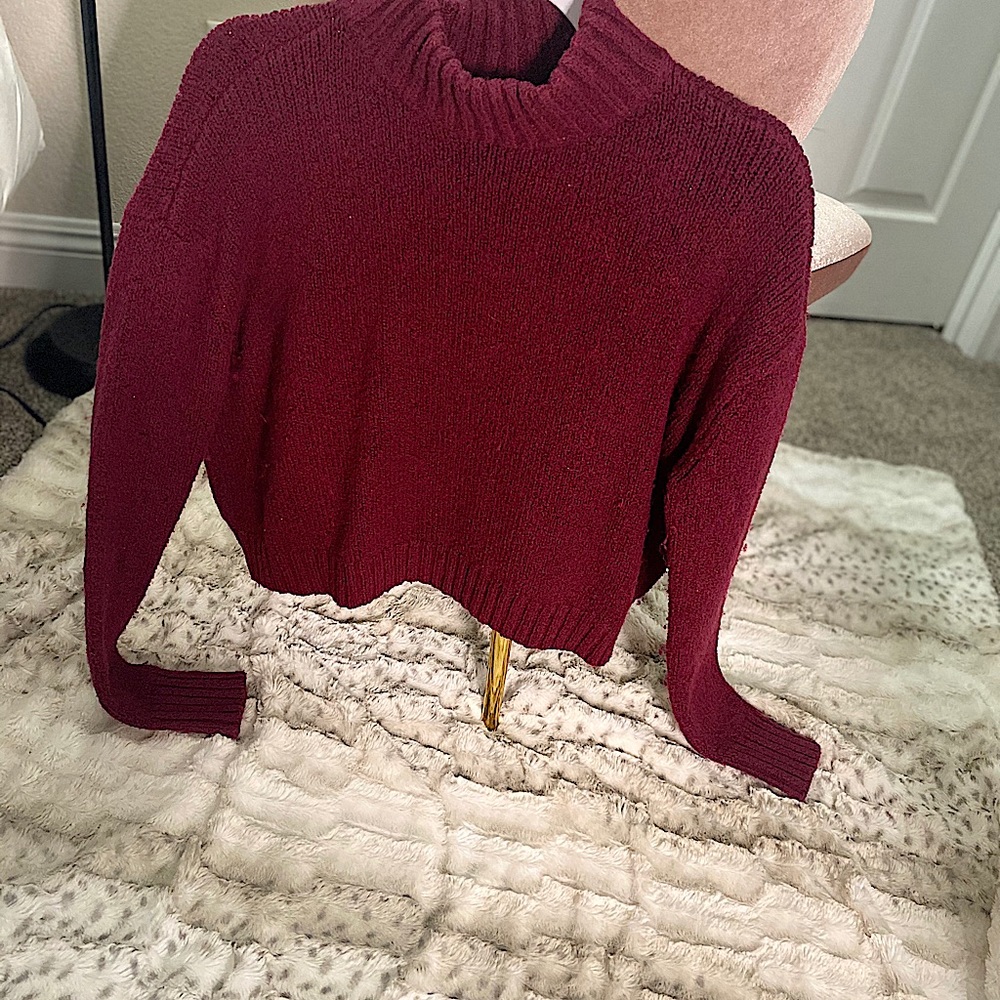 American Eagle outfitters burgundy sweater